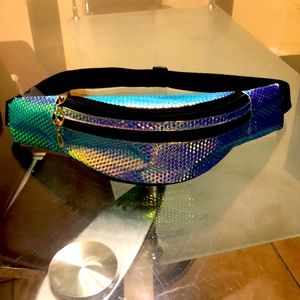 A two pocketpocket Fanny pack